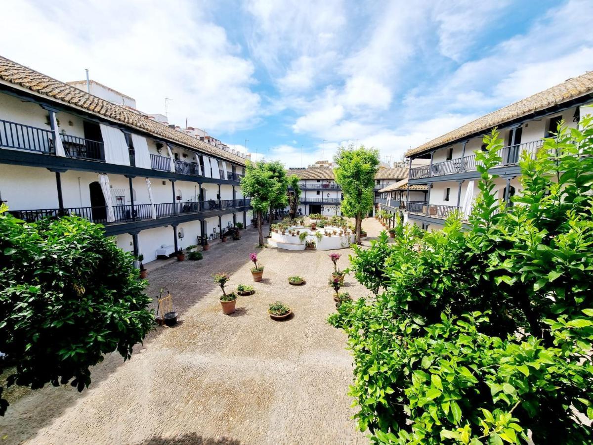 Apartamento Con Patio Sevillano Sevilha Exterior foto