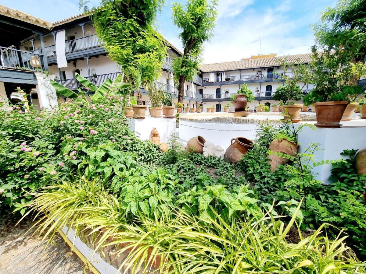 Apartamento Con Patio Sevillano Sevilha Exterior foto